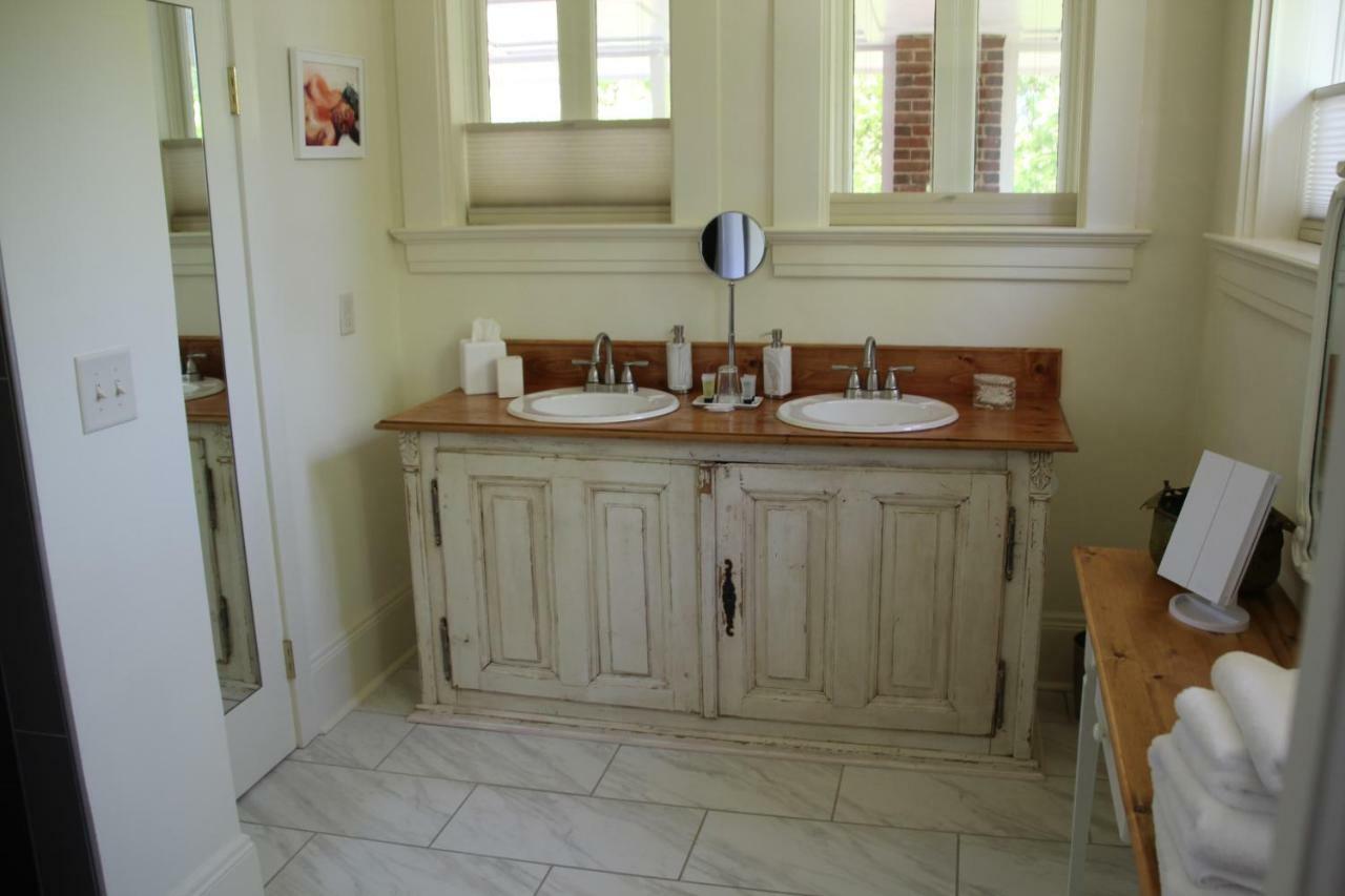 Gillen House Bed And Breakfast Maxeys Buitenkant foto
